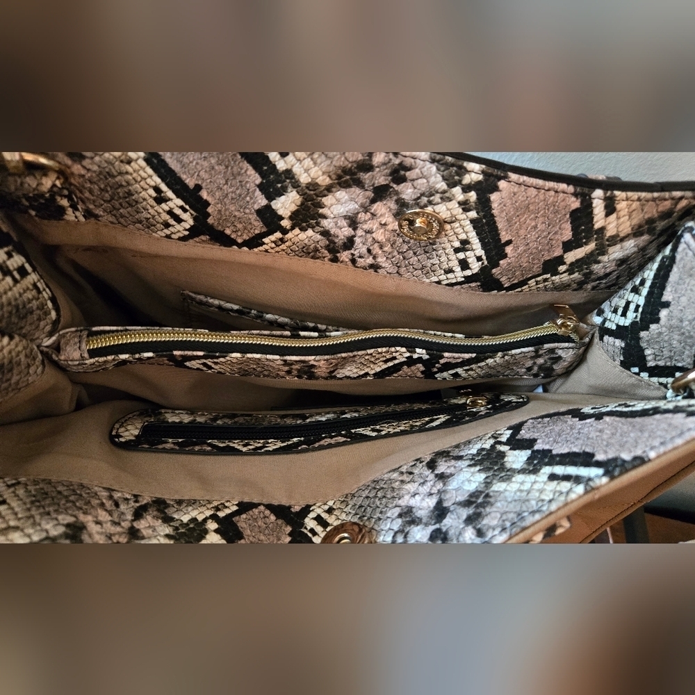 Brown And Black Snake Print Quilted Tote Shoulder Hand Bag - Picture 5 of 12